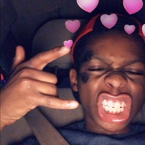 Meet your Posher, Dati